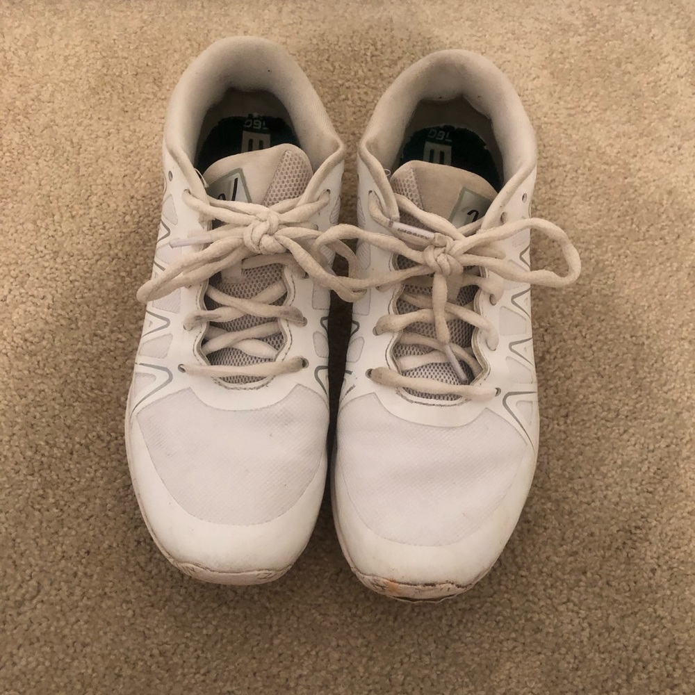 Cheer shoes!!